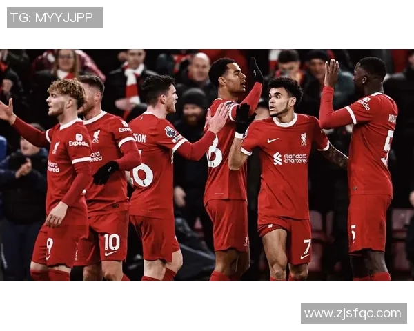 努涅斯在新赛季的崛起之路与球队未来的挑战与机遇分析