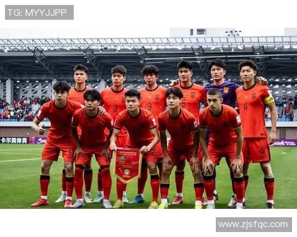 国足与朝鲜上半场激战回顾球员表现与战术分析全景呈现