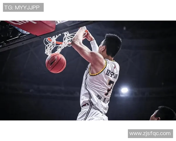 张镇麟的篮球之路：从青涩少年到CBA明星的奋斗历程与成长故事